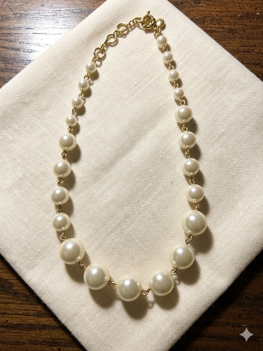 J. Crew Y2K Graduated Faux Pearled Statement Necklace in Cream and Gold
